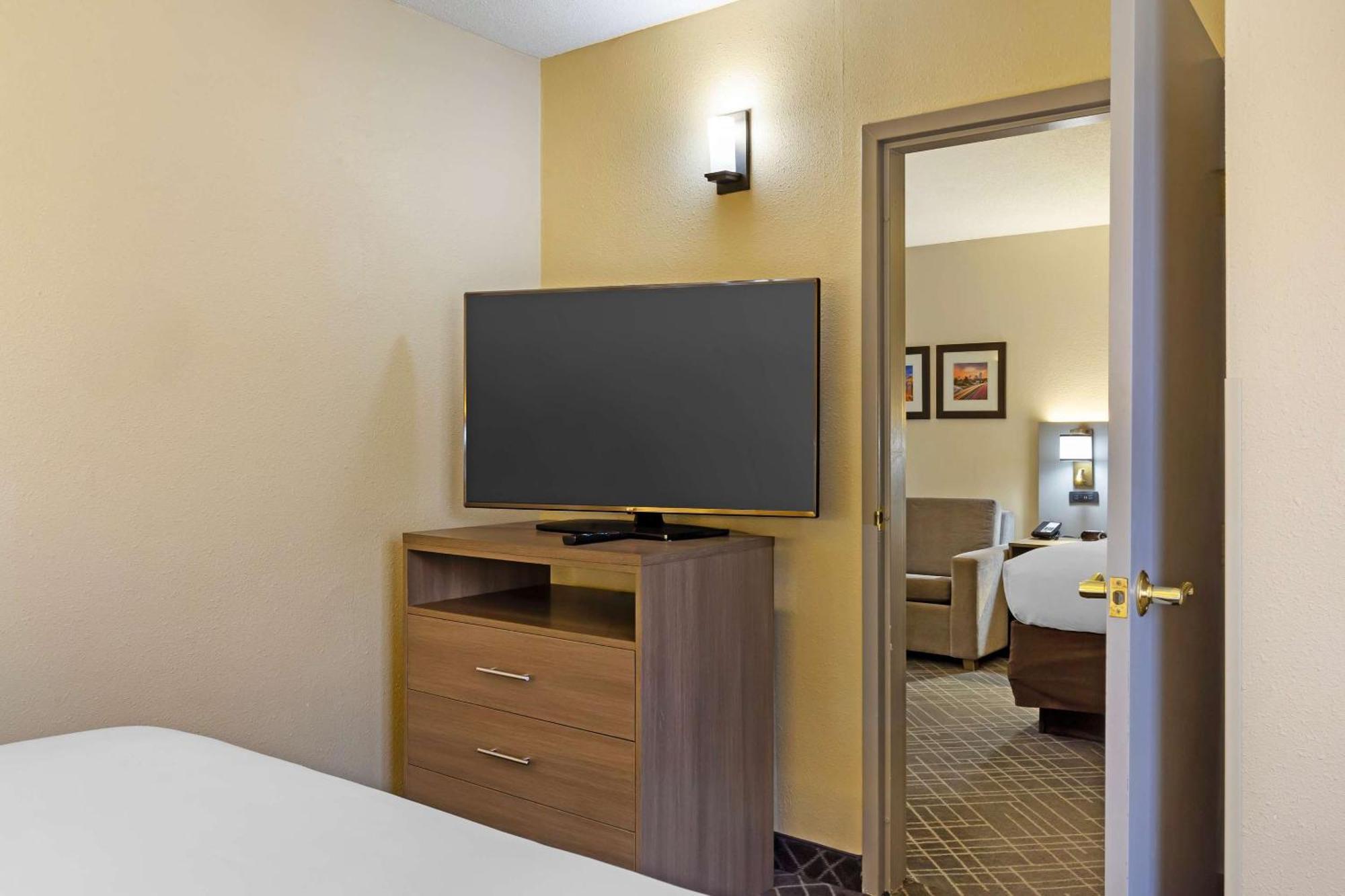 Comfort Suites Hanes Mall Winston-Salem Exteriör bild