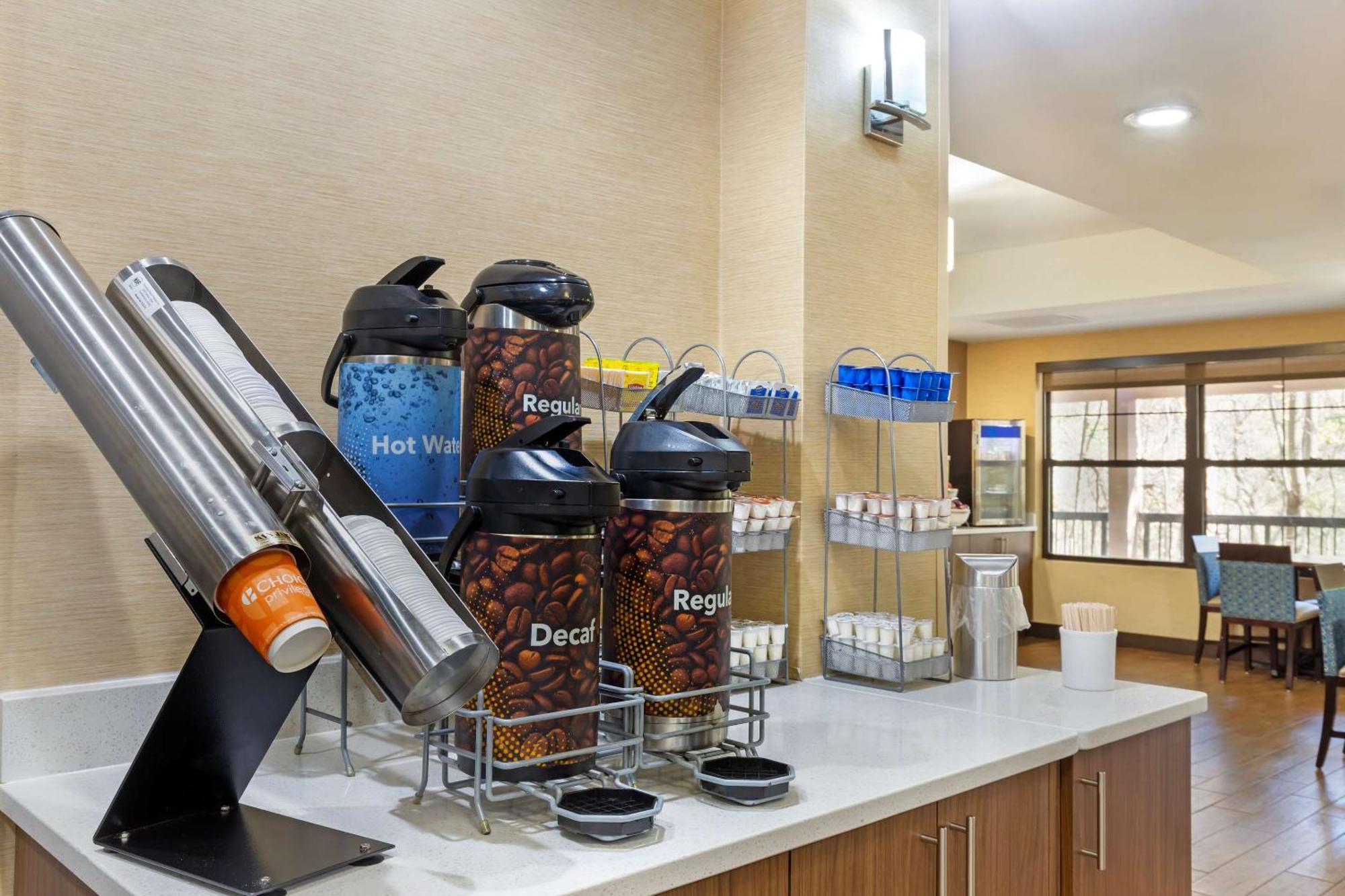 Comfort Suites Hanes Mall Winston-Salem Exteriör bild